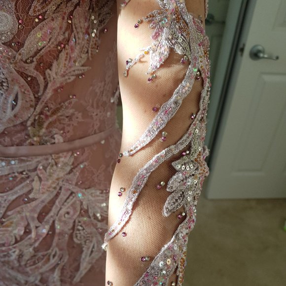 Evening dress - Picture 7 of 8